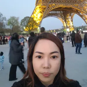 Kind and Reliable Babysitter in Paris