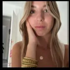 Baby-sitter disponible sur Juan les Pins