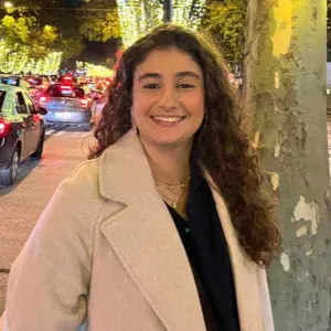 Babysitter com experiência em Lisboa