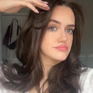 Experienced baby sitter available in Worksop