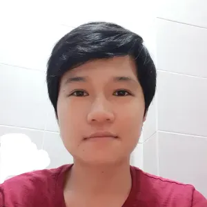 A 30 year old young energetic band flexible