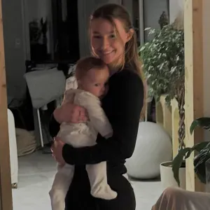 Baby-sitter expérimentée bilingue Lyon et alentours 