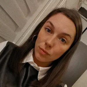 Femme de ménage 54360 