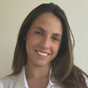 Babysitter com experiência em Lisboa e Mafra 