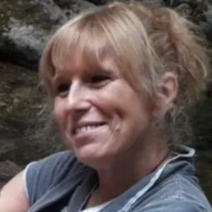 Addetta pulizie e servizio di babysitting