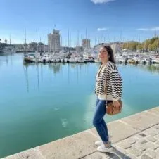 Baby-sitting à Saint André de la Roche  