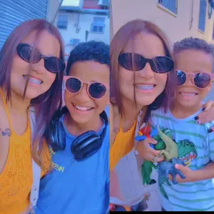 Cuidador con Título de Auxiliar de enfermería 