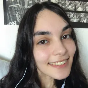 Baby-Sitter sur Rezé/Nantes disponible toute la semaine!