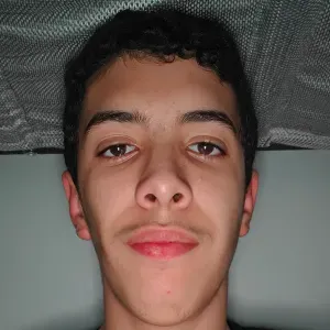 Pet-sitter à Paris disponible les weekends et les vacances.