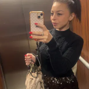 Baby sitter bienveillante et expérimentée 