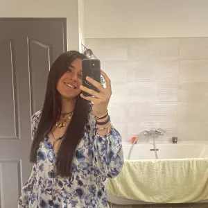 Baby-sitter expérimentée peu importe la situation