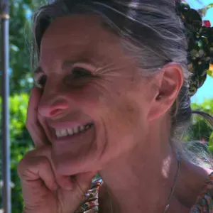 aide à la personne/auxiliaire de vie/relayeuse