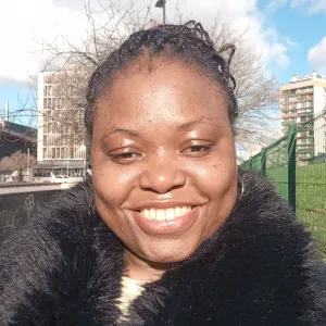 FEMME DE MENAGE RESPONSABLE À BOURG- LA - REINE