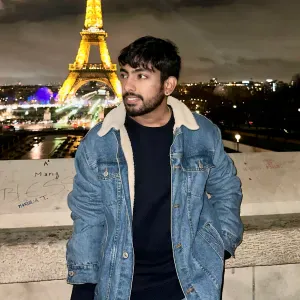 Pet-sitter in Paris who loves dog a lot !!!