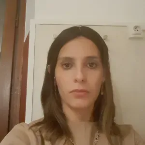 Je cherche une femme de ménage 