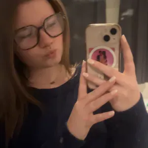 Experienced babysitter looking for a job!