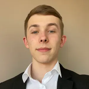 Jeune disponible pour diverses tâches ménagères.