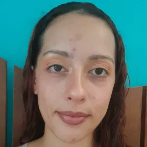 Femme de ménage , compagnie aux personnes âgées 