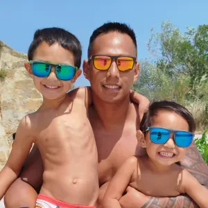 Je cherche une nounou disponible 