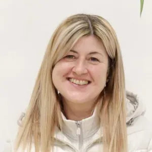 per sitting Angera e dintorni disponibile anche nel weekend