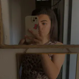 Baby-sitter expérimentée à dieppe