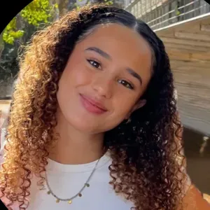 Baby-Sitter / Aide aux devoirs à Paris