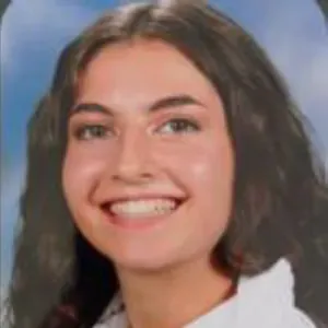 Baby-sitter disponible à Rouen et alentours