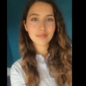 Cours de piano, d'anglais, de français, d'économie