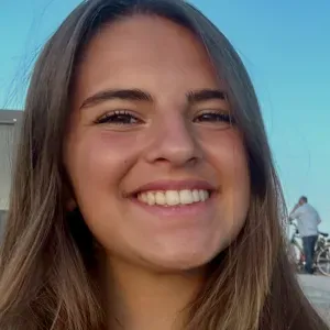 Baby-sitter expérimenté à Granville 