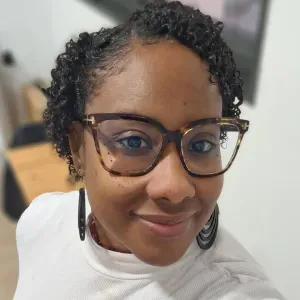 Baby-sitter expérimentée ASSMAT 