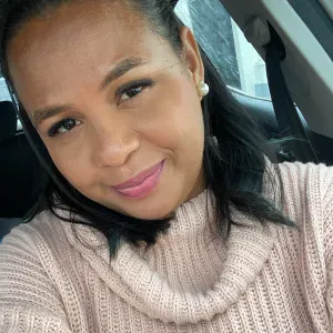 Empregada de limpeza responsável em Leiria