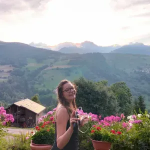 Baby-sitter motivée à Yzeure !