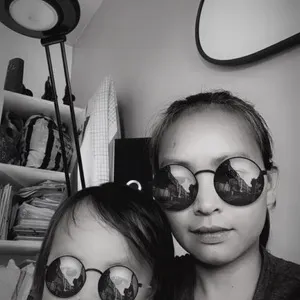 LOOKING FOR A JOB SEMI FULL TIME