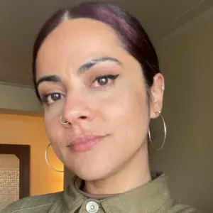 Professora de Artes disponível para cuidar de crianças 