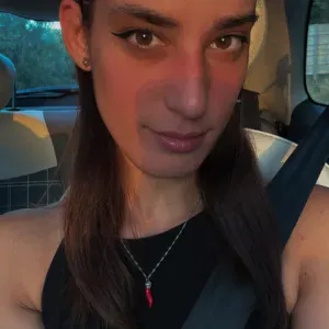 Baby-sitter/Hotesse sur Nantes!