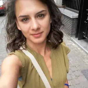 Garder 1 bébé fille de 1 année, à mon domicile ou chez vous.