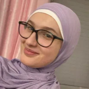 Baby-sitter et animatrice sérieuse et passionnée!