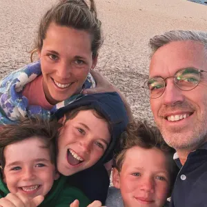 All round hulp gezocht in huis: jan tem mei 27 