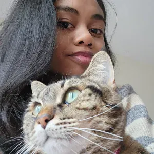 Baby-sitter et étudiante à clermont-ferrand 