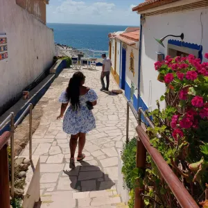 Babysitter in Cascais for your summer holiday