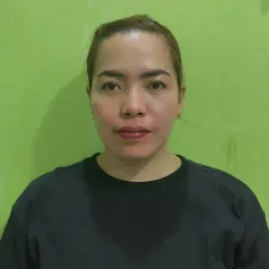 Ceaning, caregving job (Empregada de limpeza e ama) 