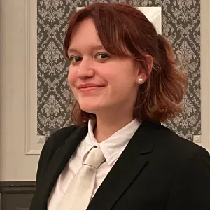 Baby-sitter expérimentée à Saint Etienne !