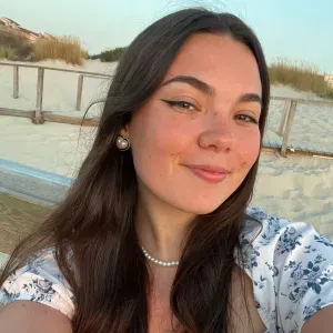 Babysitter com experiência em Braga