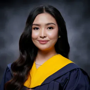 Responsible housekeeper and flexible 