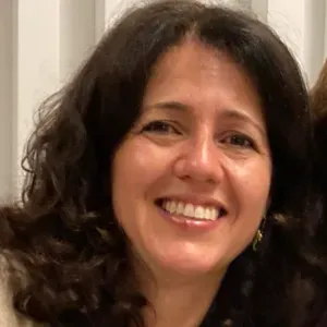 Procura se cuidador para cadela