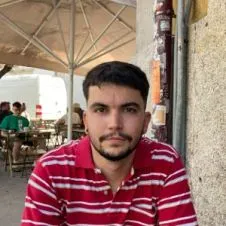 Experiencia y estudios de Educacion Infantil.