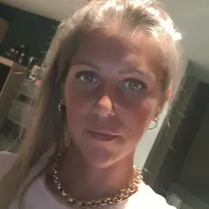 Aide-soignante diplômée à Cavaillon et ses alentours.