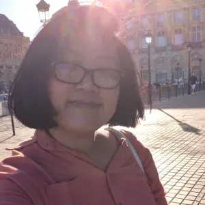 Baby-sitter expérimentée à Bouliac
