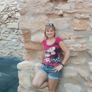 Empleada de limpieza de hogar 