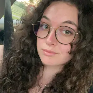 Pet sitter sur saint avold tres gentille 